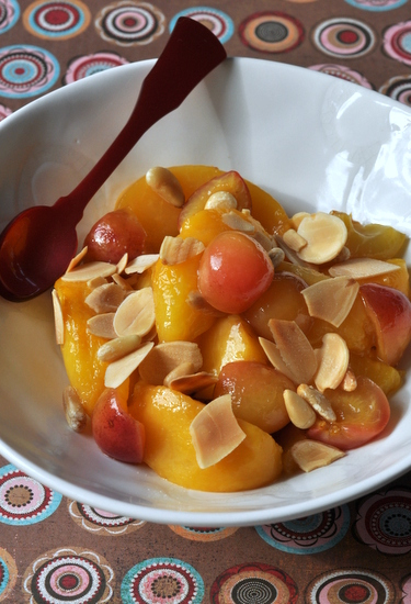 Peches roties cerise olive fleur oranger vue 1