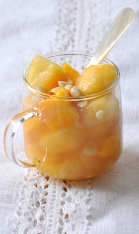 Soupe peches sirop thym amandes vue 1