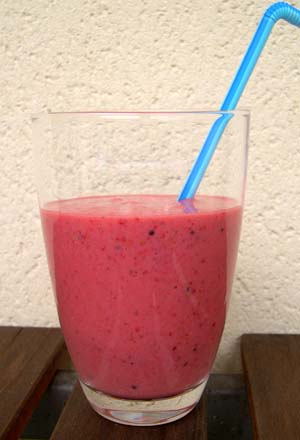 Smoothie_banane_kiwi_framboise_vue_1