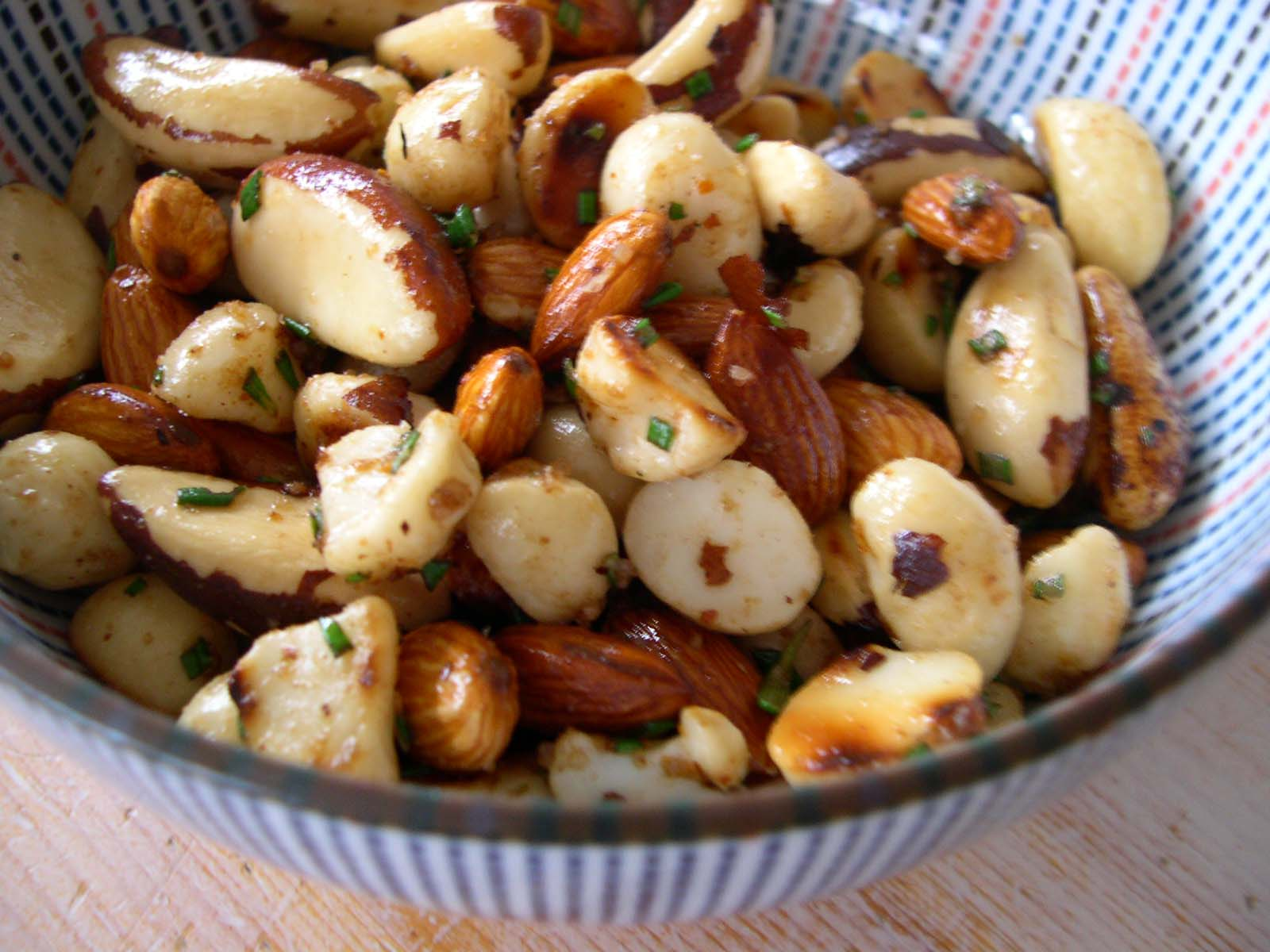 union_square_cafe_bar_nuts